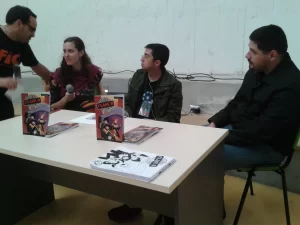 Presentación “Clase B: Todo podemos ser héroes” en FIC Santiago